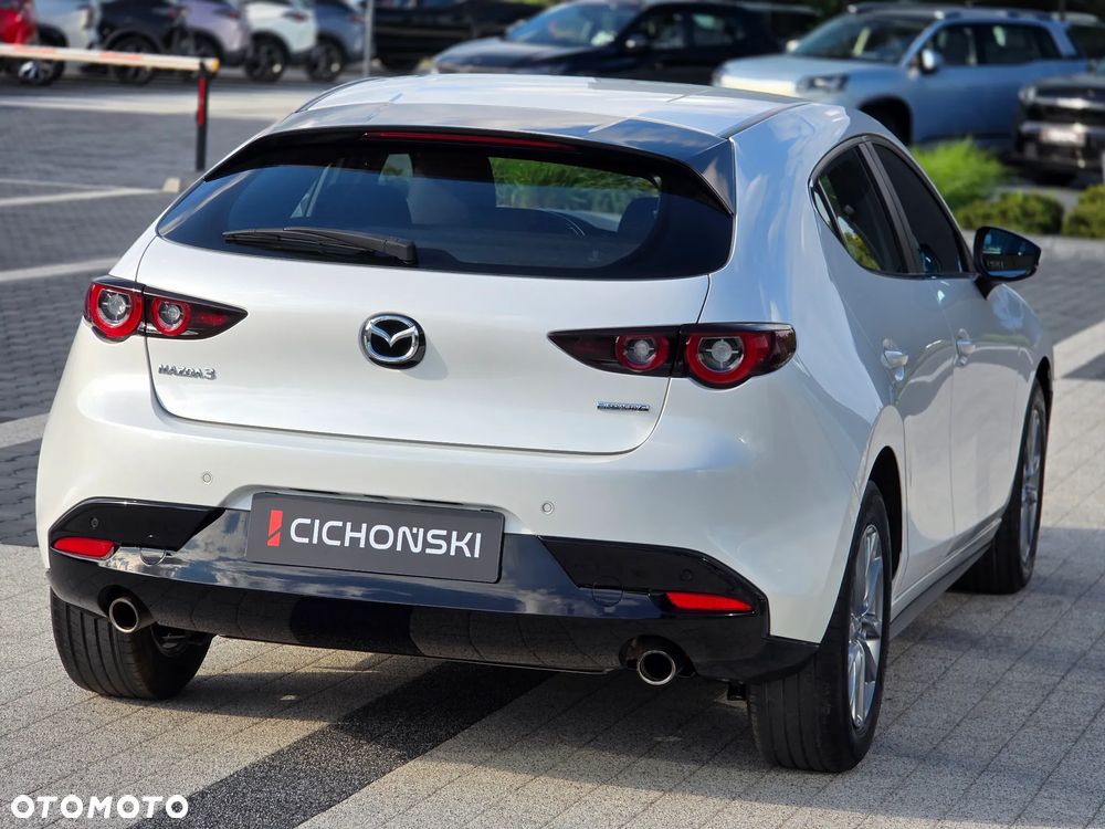 Mazda 3 - 8