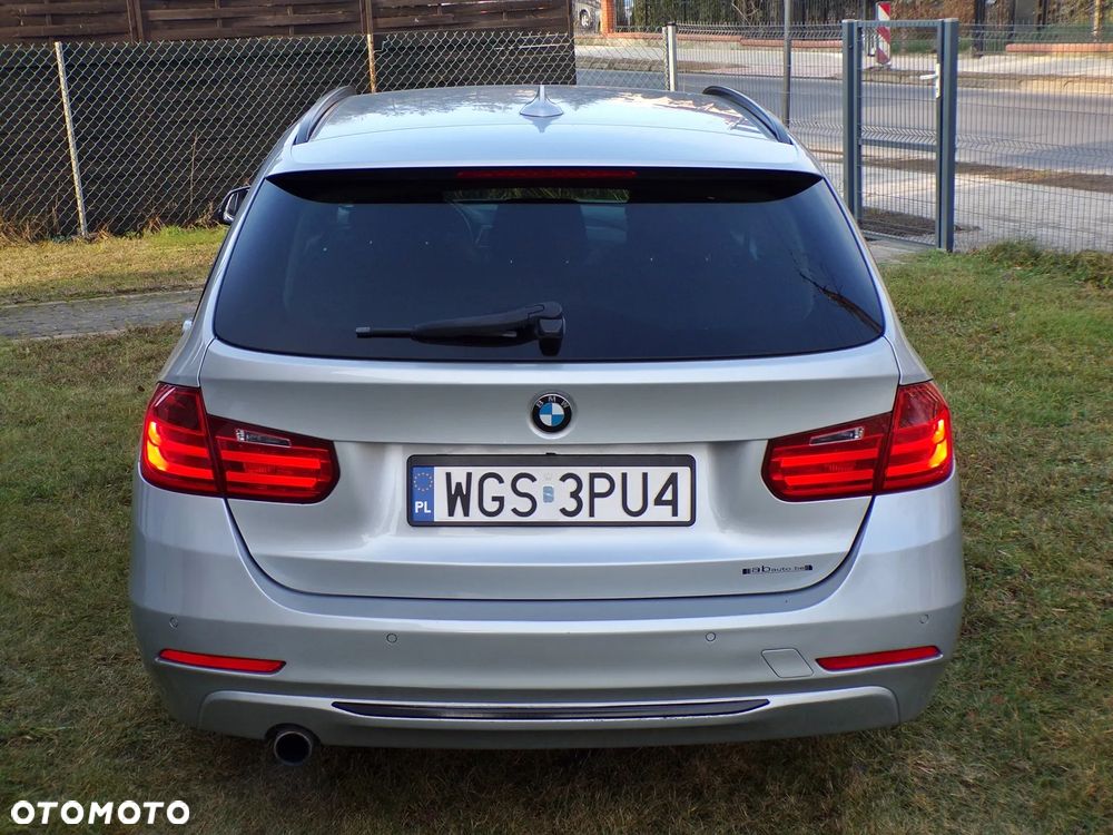 BMW Seria 3 318d Blue Performance Modern Line - 9