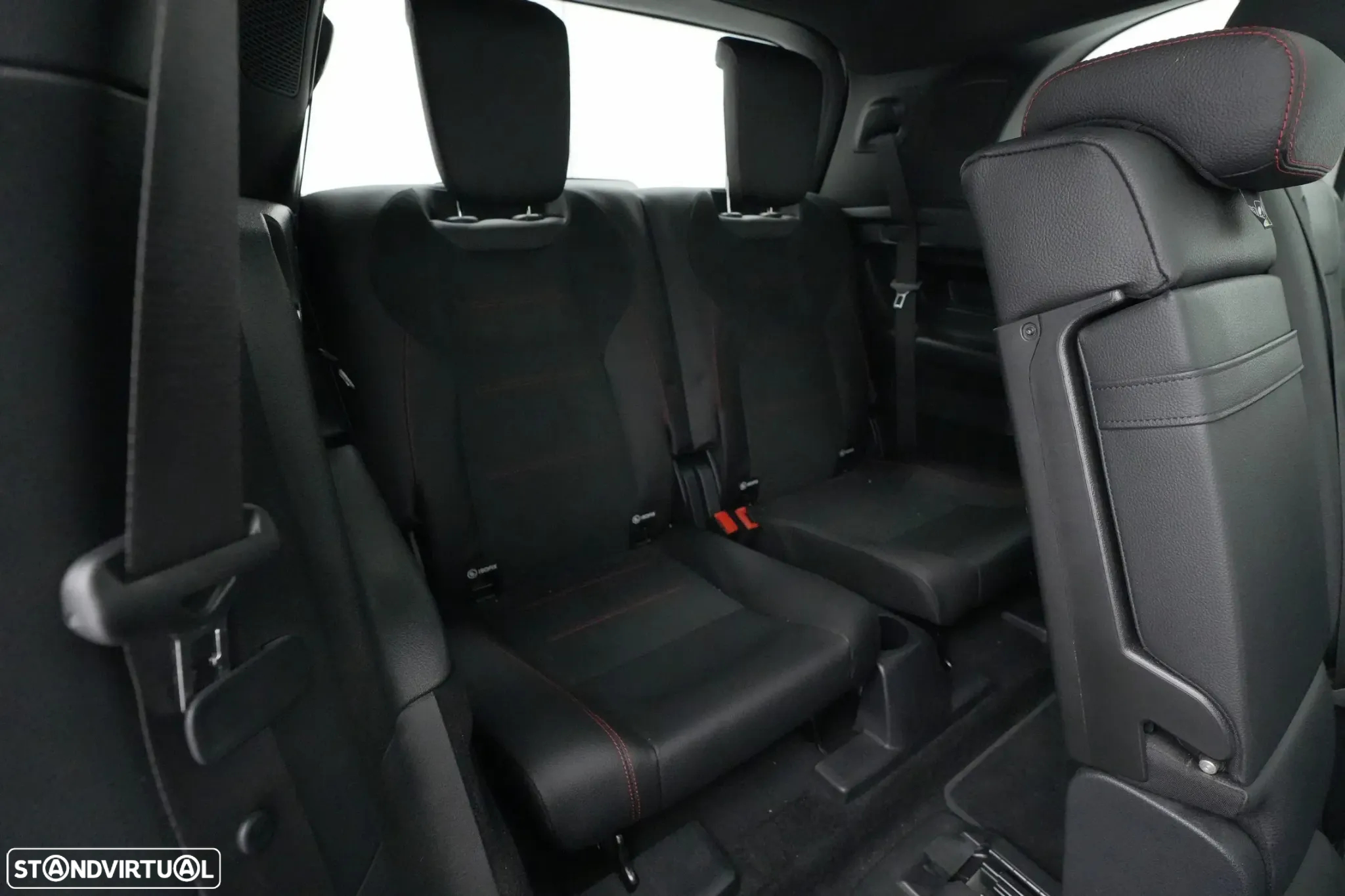 Mercedes-Benz GLB 200 d AMG Line - 28