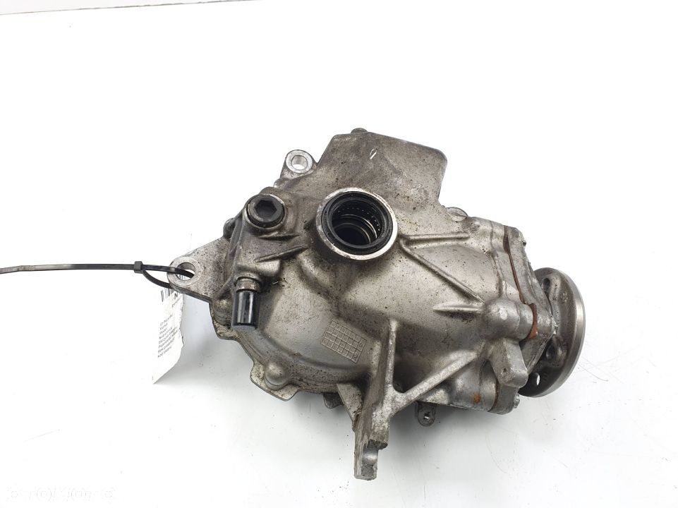 DYFERENCJAŁ PRZÓD MERCEDES C W205 4MATIC A2053350201 - 7