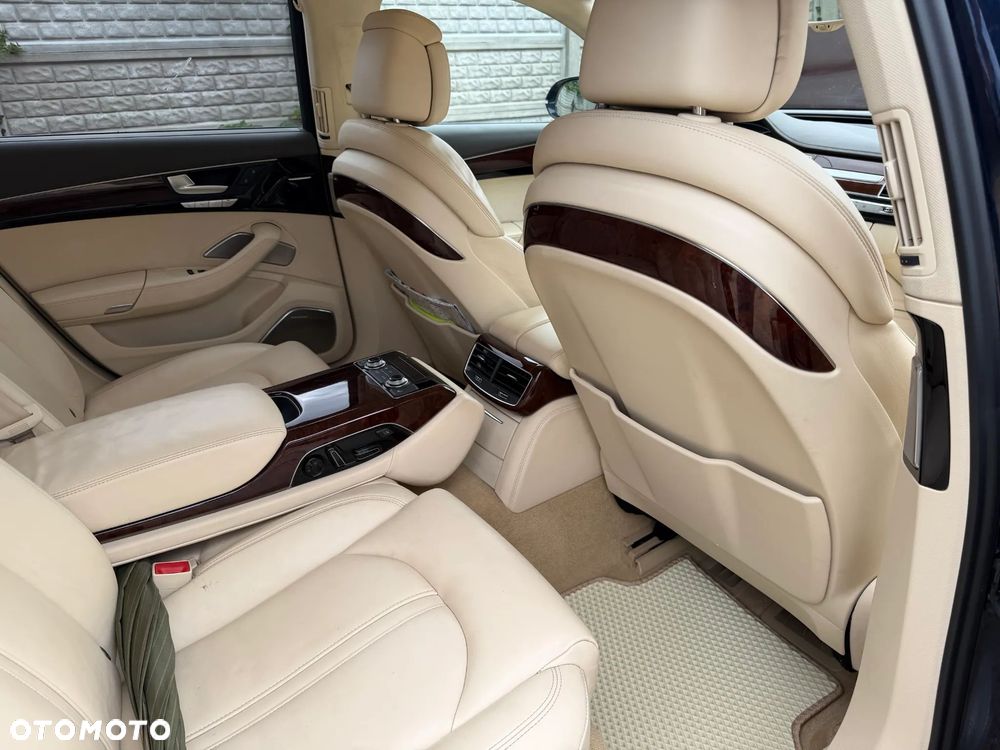Audi A8 4.2 FSI Quattro - 6