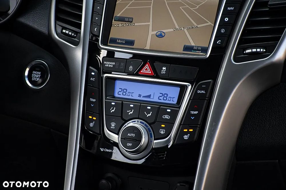 Hyundai i30 1.6 CRDi Premium - 26