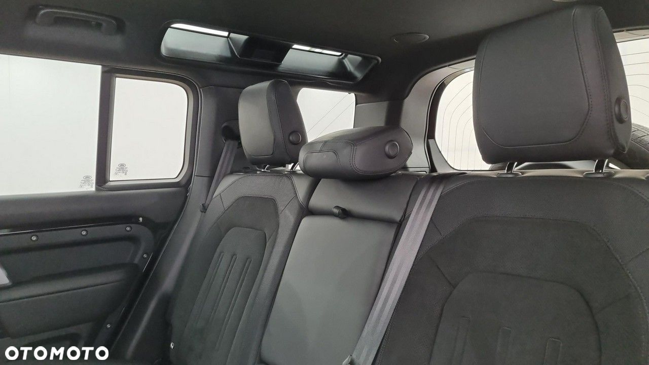 Land Rover Defender 110 5.0 P525 V8 - 14