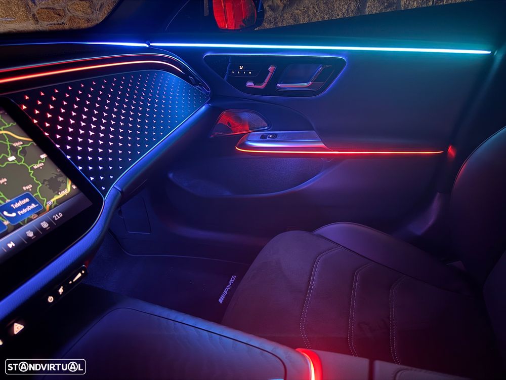 Mercedes-Benz E 300 de AMG Line - 16