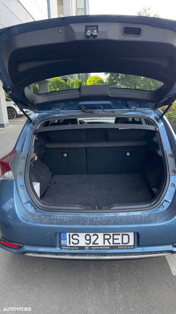 Toyota Auris - 16