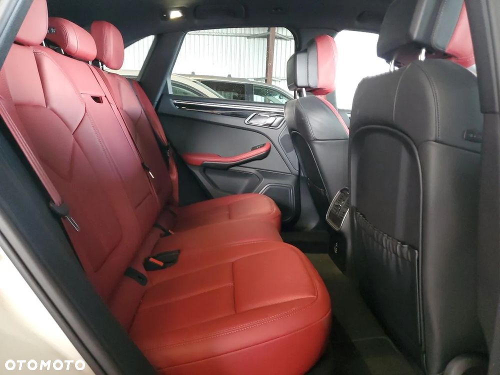 Porsche Macan - 9