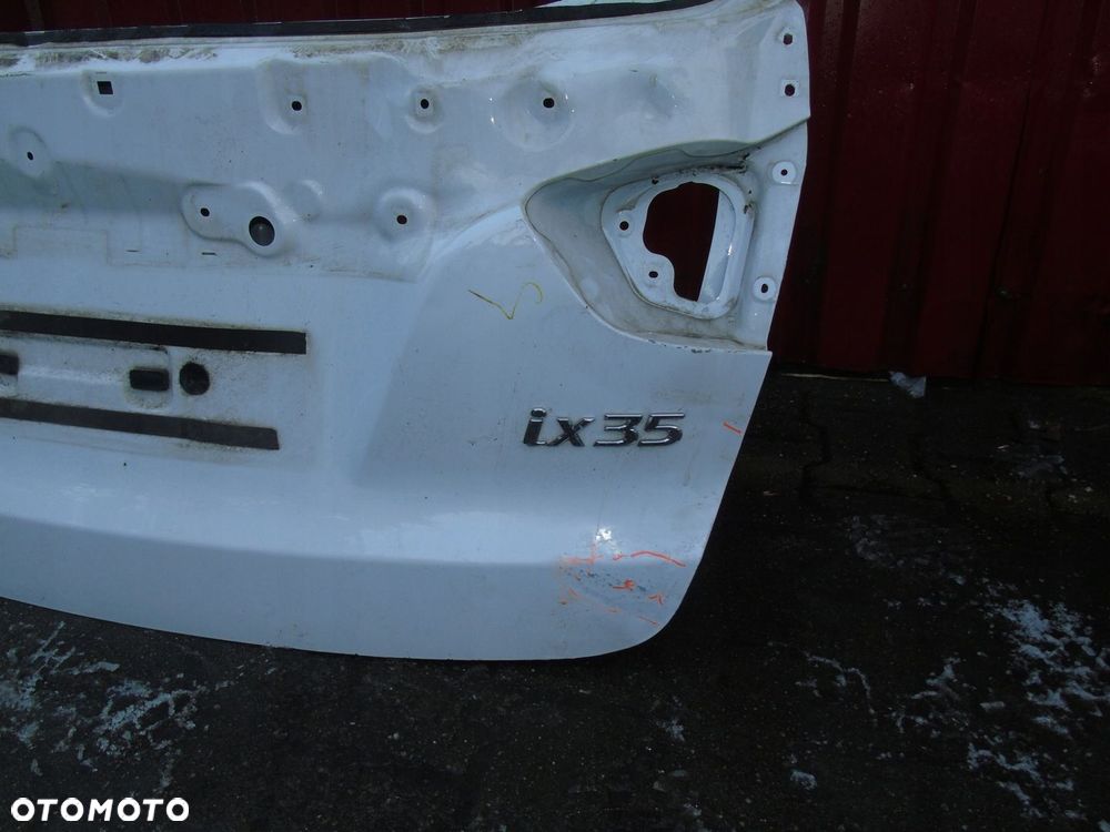 Hyundai IX35 klapa bagażnika 73700Y000 - 3