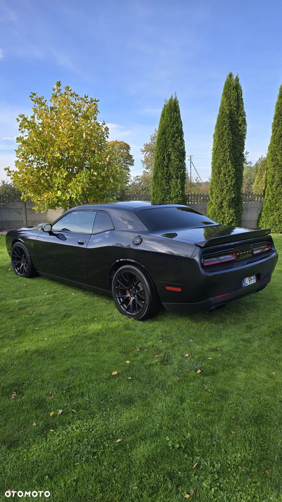 Dodge Challenger - 5