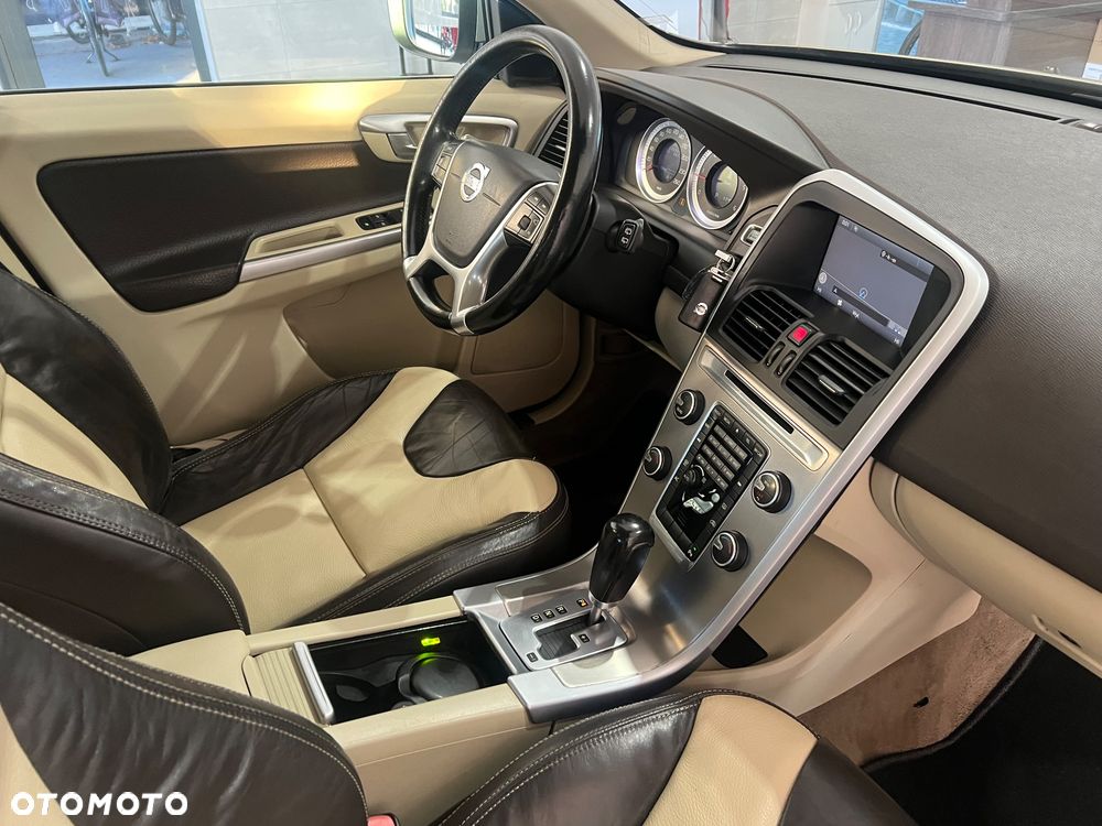 Volvo XC 60 D3 Ocean Race - 25