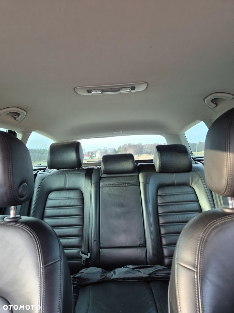 Volkswagen Passat 2.0 TDI 4Motion DSG BlueMotion Tech Comfortline - 12