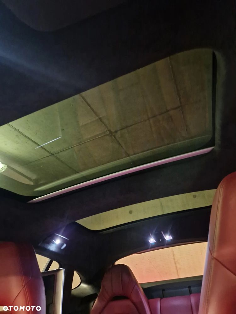 Porsche Panamera - 13
