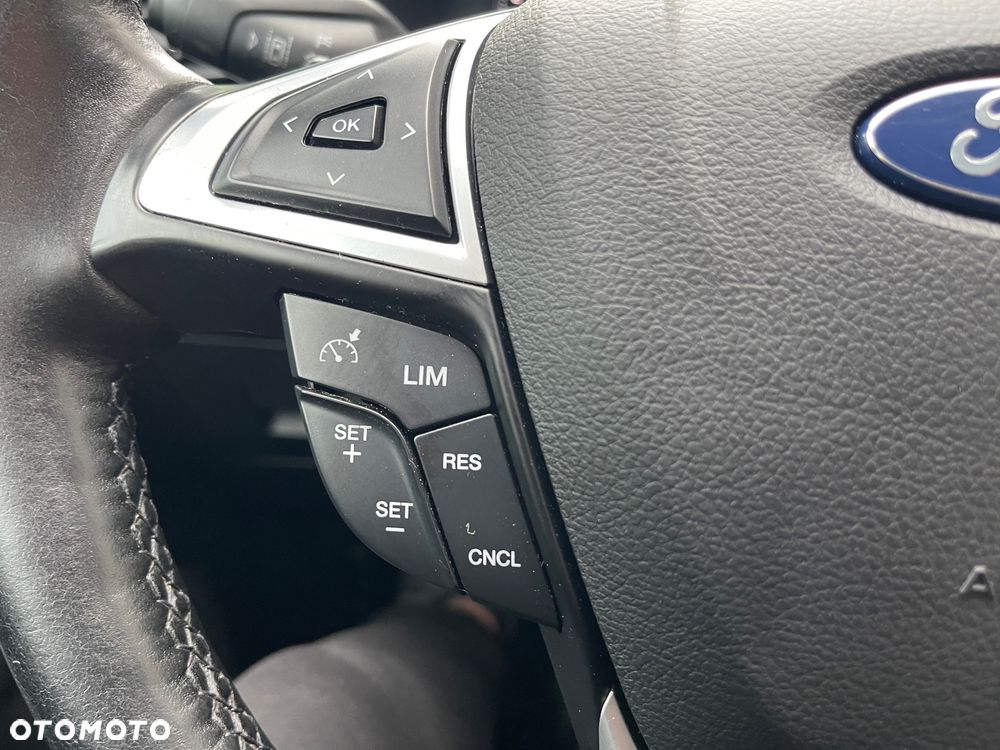 Ford S-Max - 37
