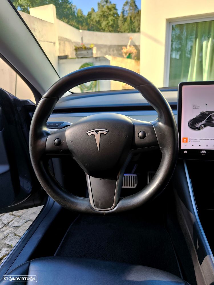 Tesla Model 3 Long Range AWD Dual Motor — fotografia 11