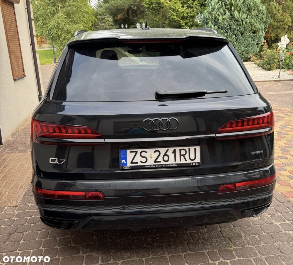 Audi Q7 2023 photo 5