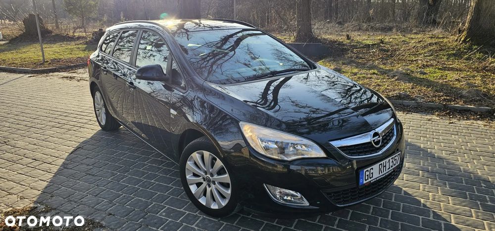 Opel Astra 1.4 Turbo 150 Jahre - 21
