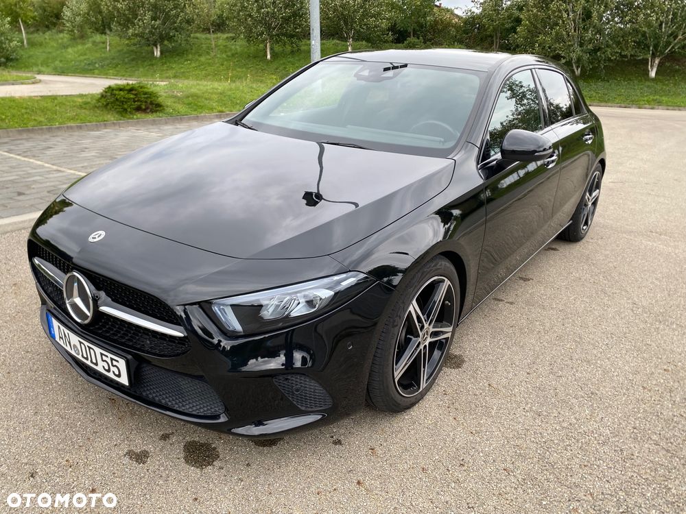 Mercedes-Benz Klasa A 180 Edition 1 7G-DCT - 4