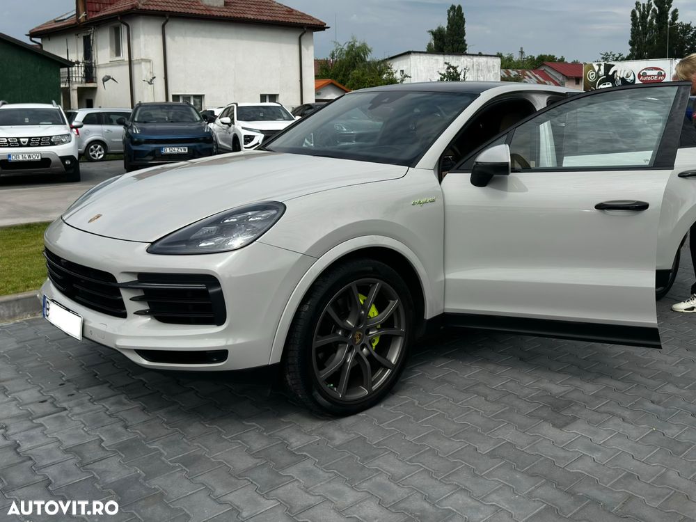 Porsche Cayenne Coupe E-Hybrid Tiptronic S - 6