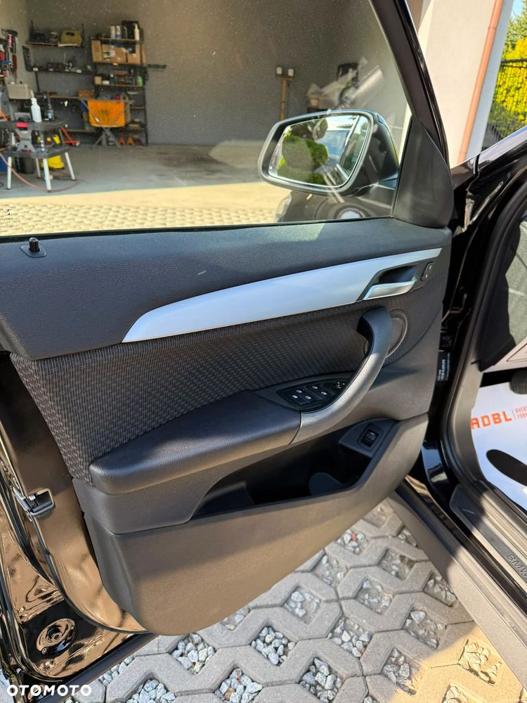 BMW X1 sDrive18i GPF - 9
