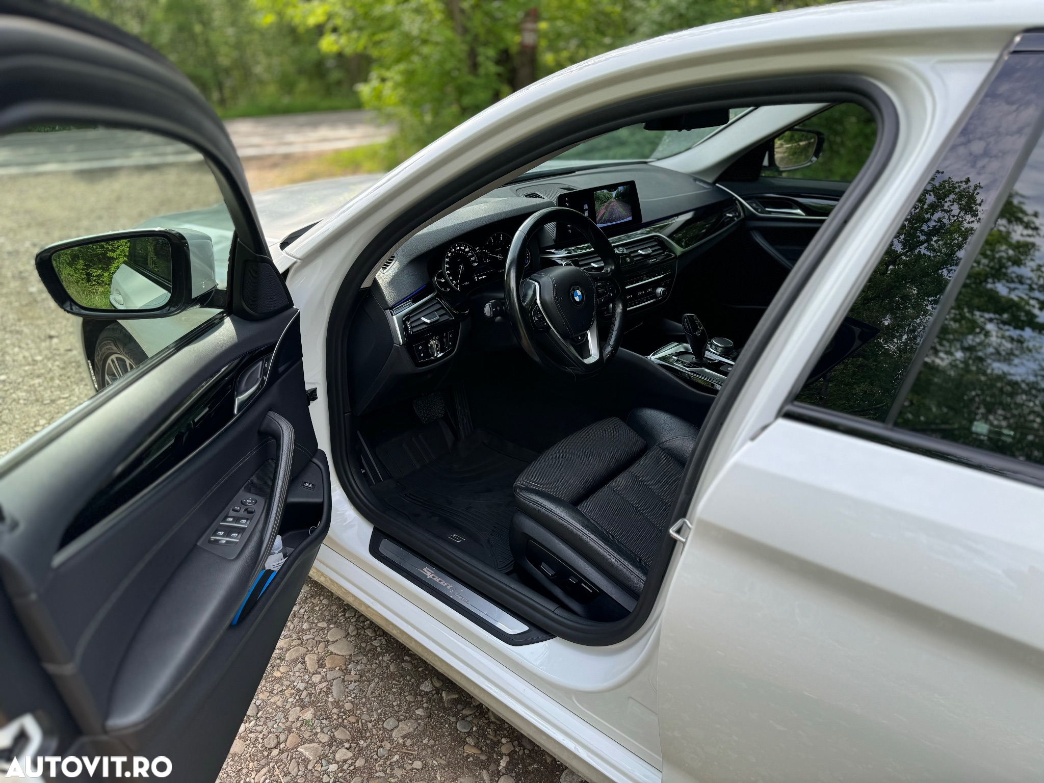 BMW Seria 5 520d xDrive Aut. - 11