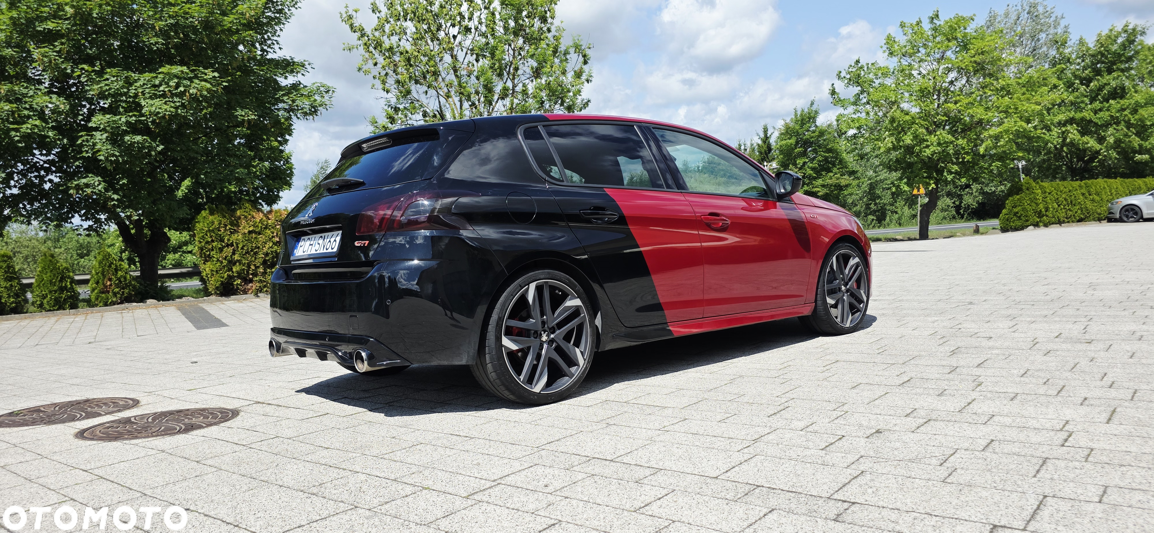 Peugeot 308 1.6 e-THP GTi by Sport S&S - 13