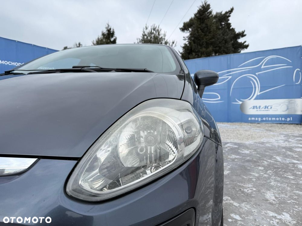 Fiat Punto 1.4 16V Emotion - 11