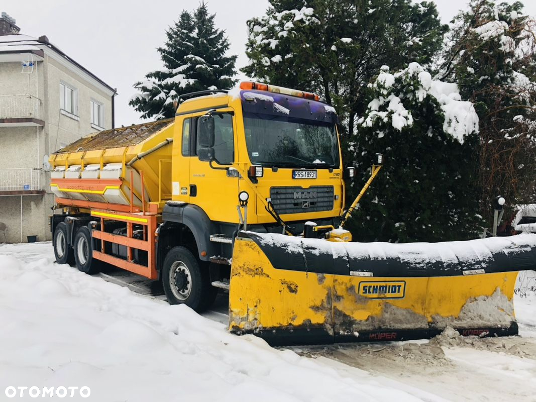 MAN TGS 26.320 6x6BB piaskarka solarka - 9