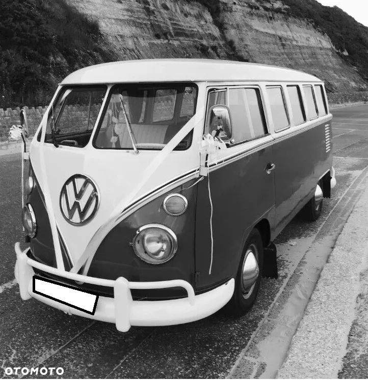 Volkswagen Transporter - 1