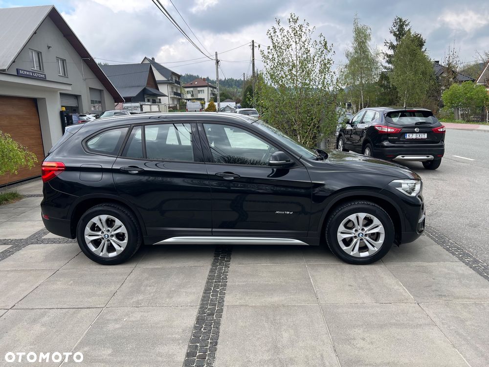 BMW X1 xDrive18d Sport Line - 4