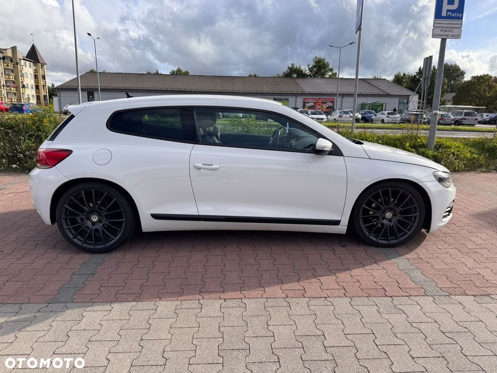 Volkswagen Scirocco 2.0 TDI - 5