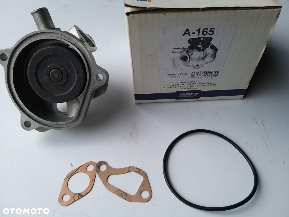 POMPA WODY VW TRANSPORTER  T3 III 60-90 KM 79-92 ROK A165 025121010A 025121010AV