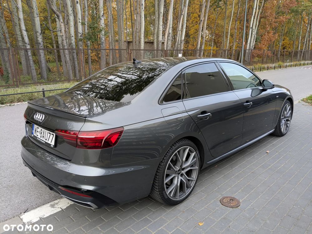Audi A4 Limousine - 4