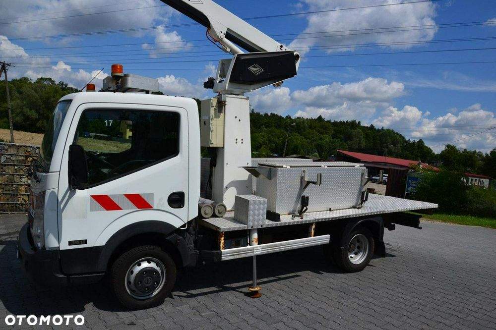 Nissan Cabstar - 12
