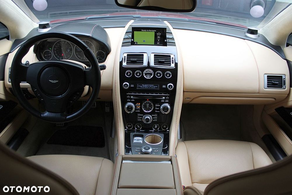 Aston Martin Rapide S - 21