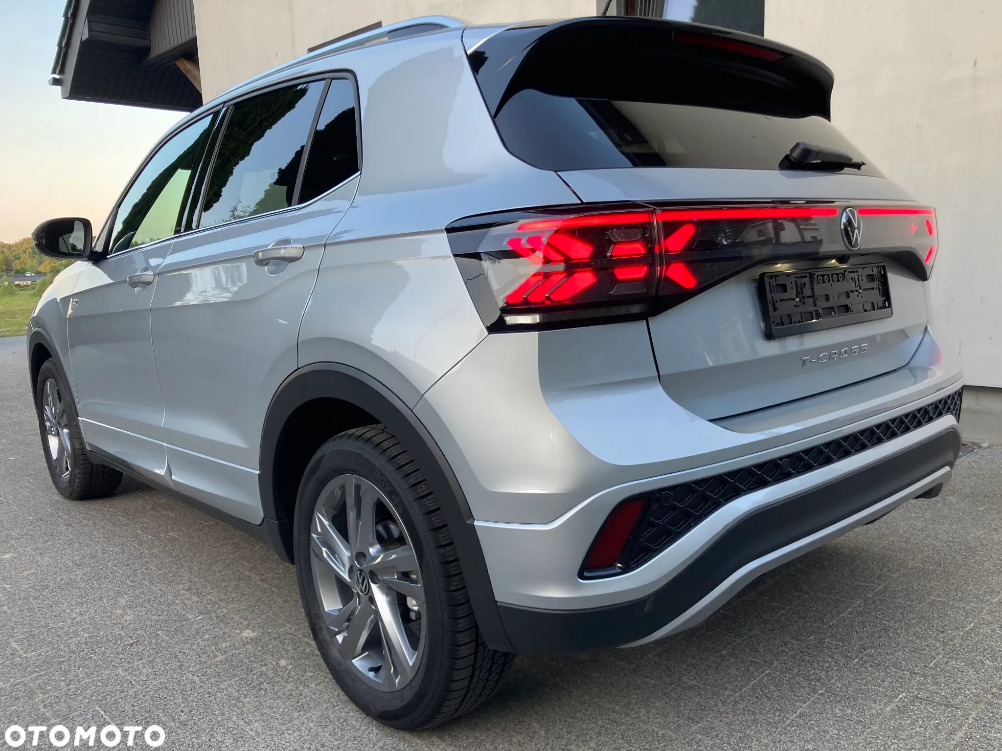 Volkswagen T-Cross 1.5 TSI ACT OPF DSG R-Line - 13