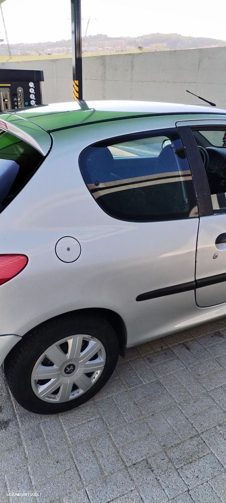 Peugeot 206 1.1 XR - 3