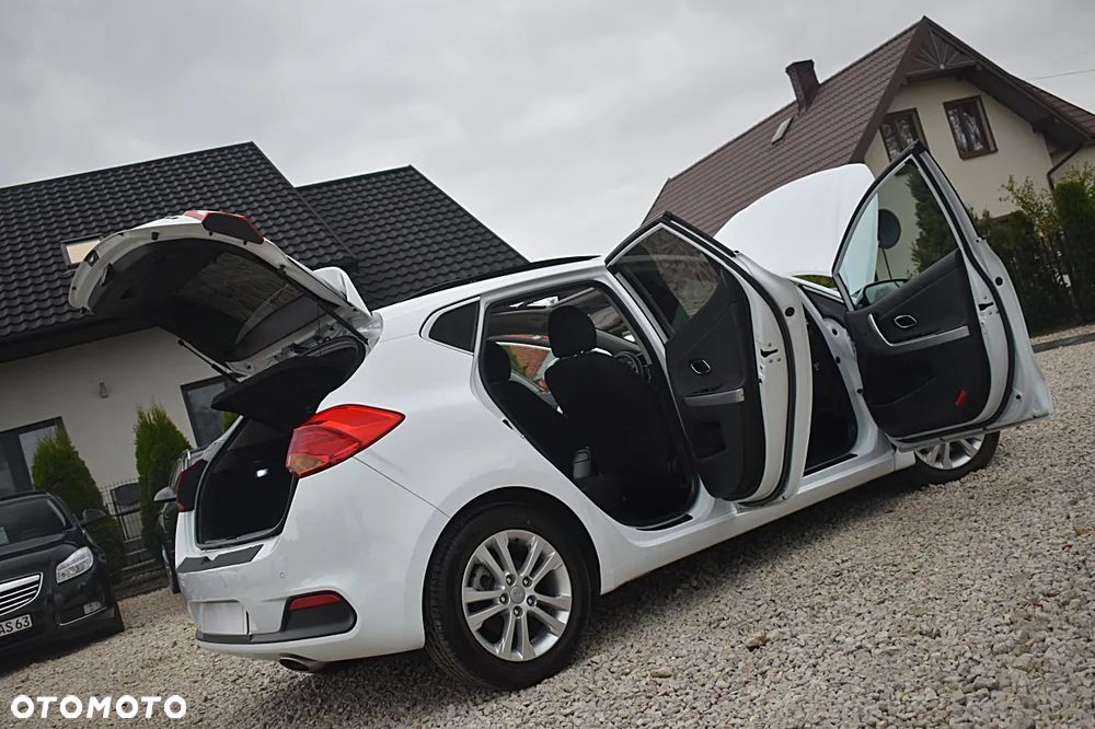 Kia Ceed Cee'd 1.6 CRDi S - 16