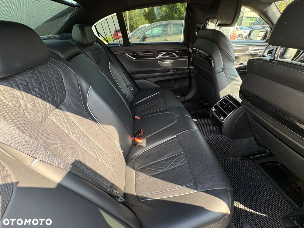 BMW Seria 7 730d xDrive - 4