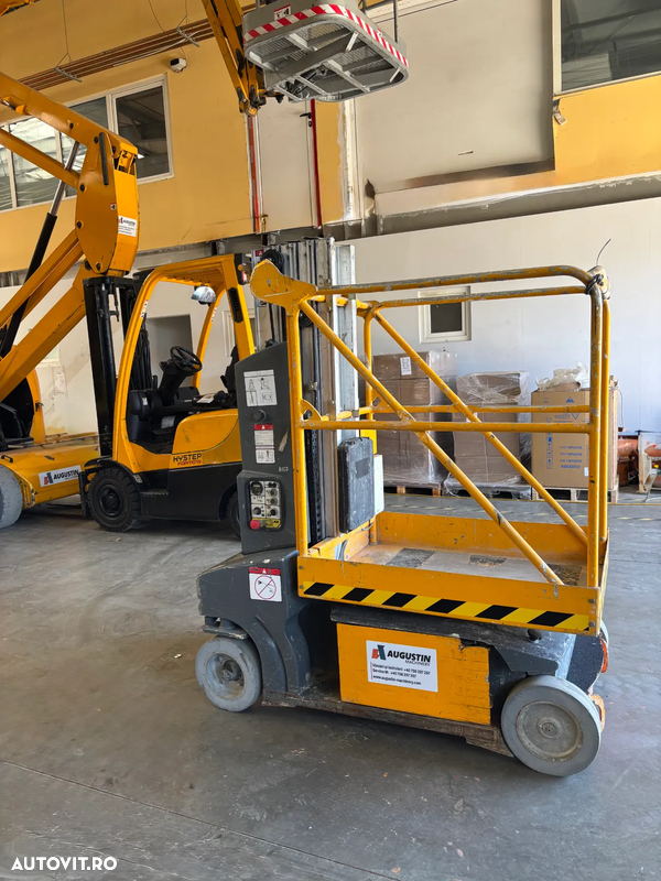 JLG-Toucan Junior 6m (A167)