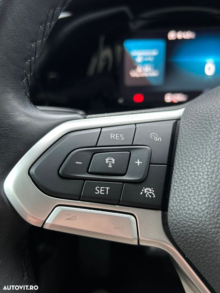 Volkswagen Golf 2.0 TDI Life - 15