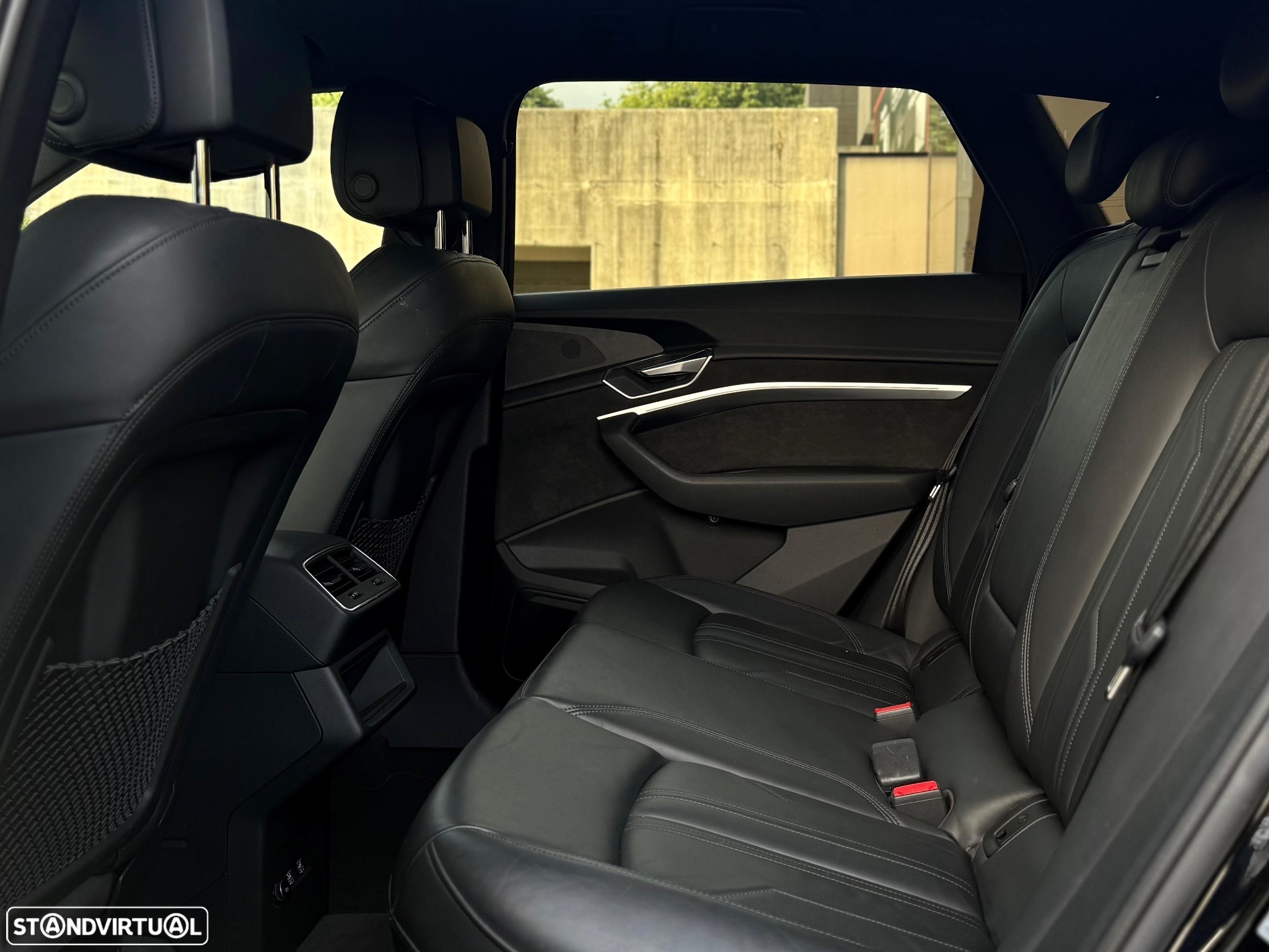 Audi e-tron 55 quattro S line - 26