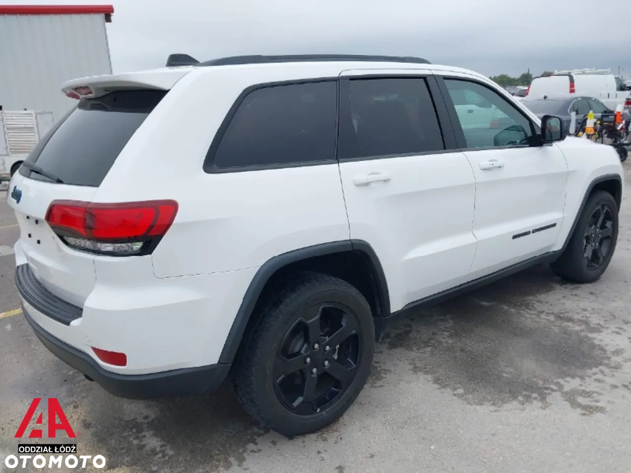 Jeep Grand Cherokee - 4