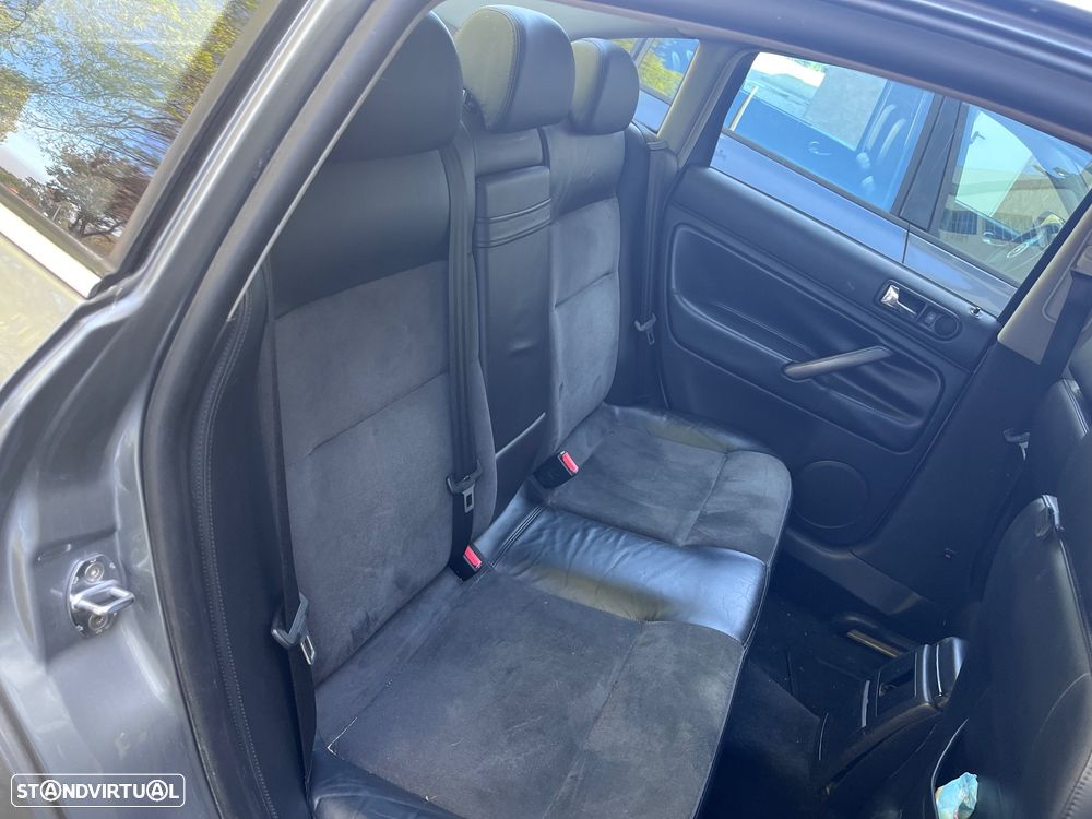 VW Passat 1.9 TDi Confortline - 7