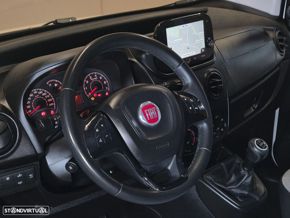 Fiat Fiorino 1.3 M-jet Adventure - 31