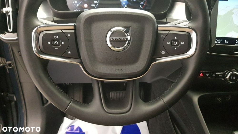 Volvo XC 40 - 21