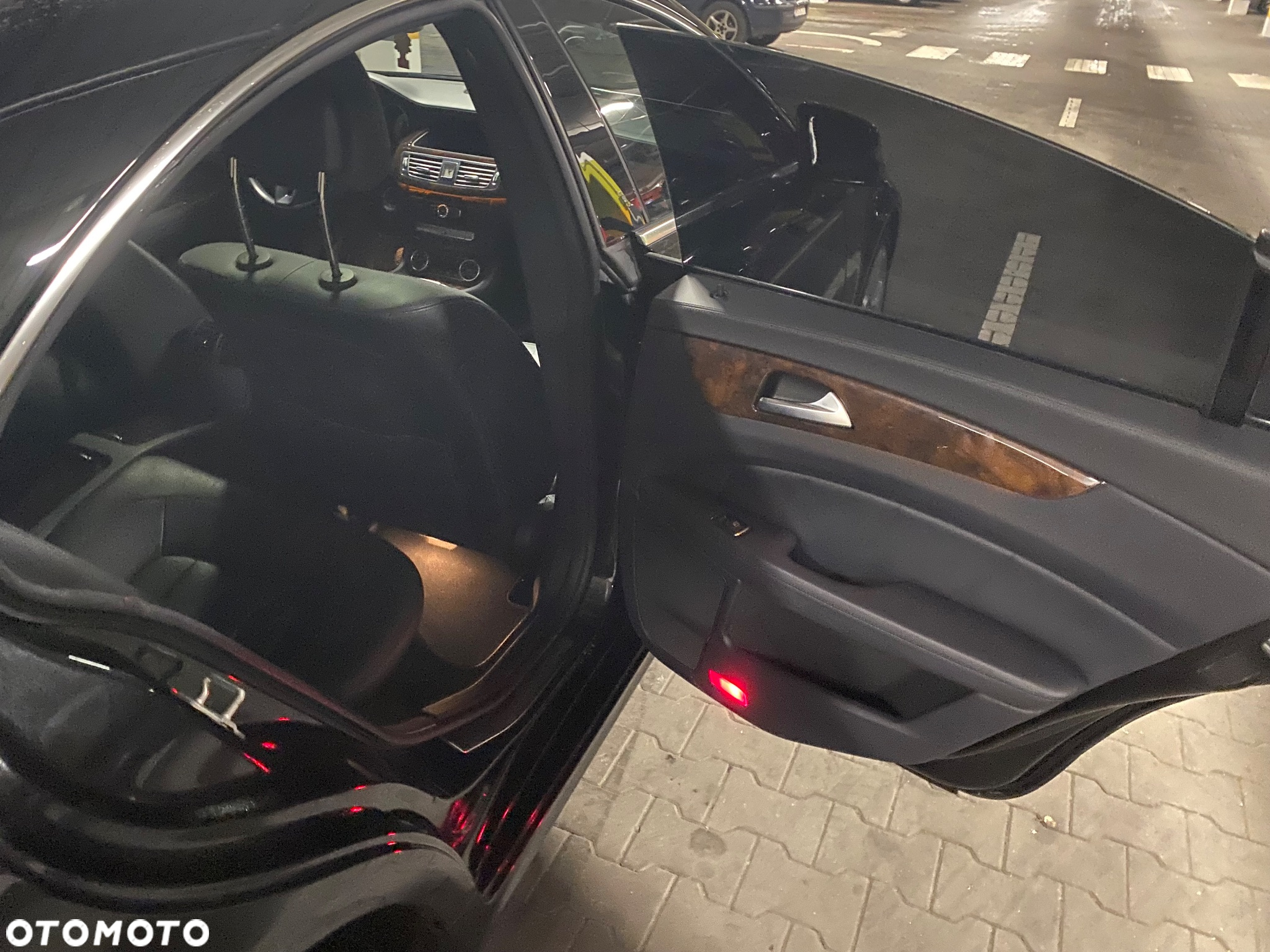 Mercedes-Benz CLS 350 BlueEffICIENCY - 21