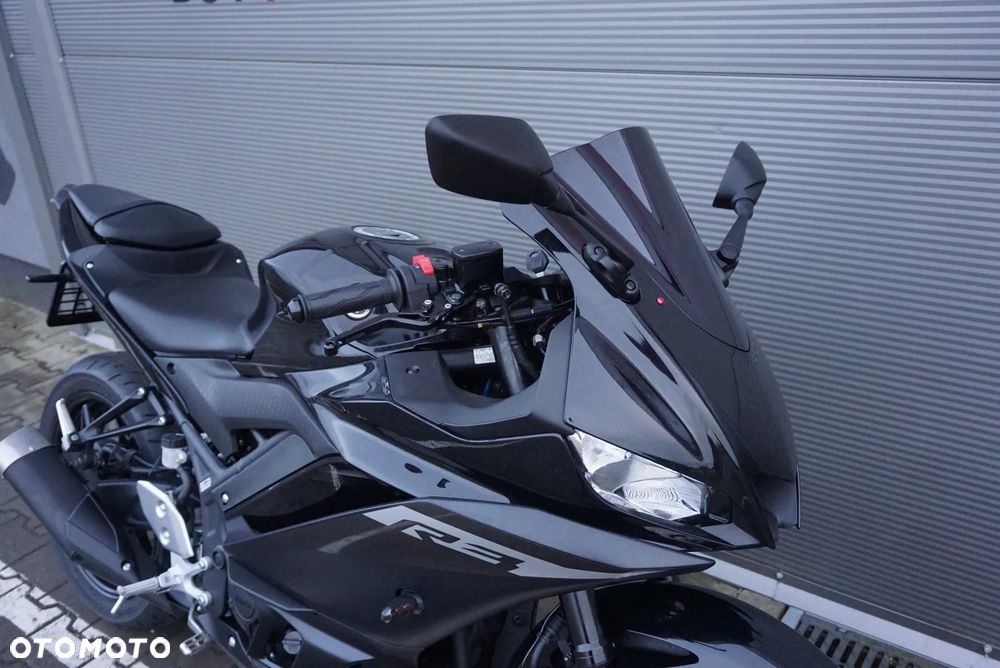 Yamaha YZF - 6