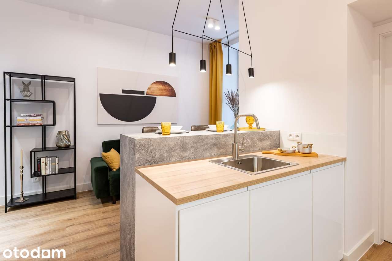 Mieszkanie z balkonem | CENTRUM | Flat For Rent at Market Square