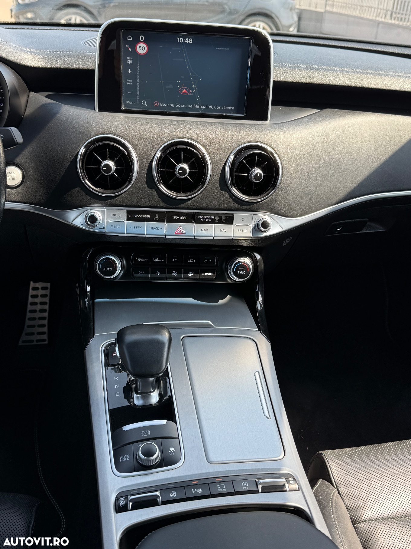 Kia Stinger 2.0 T-GDI RWD GT Line - 12