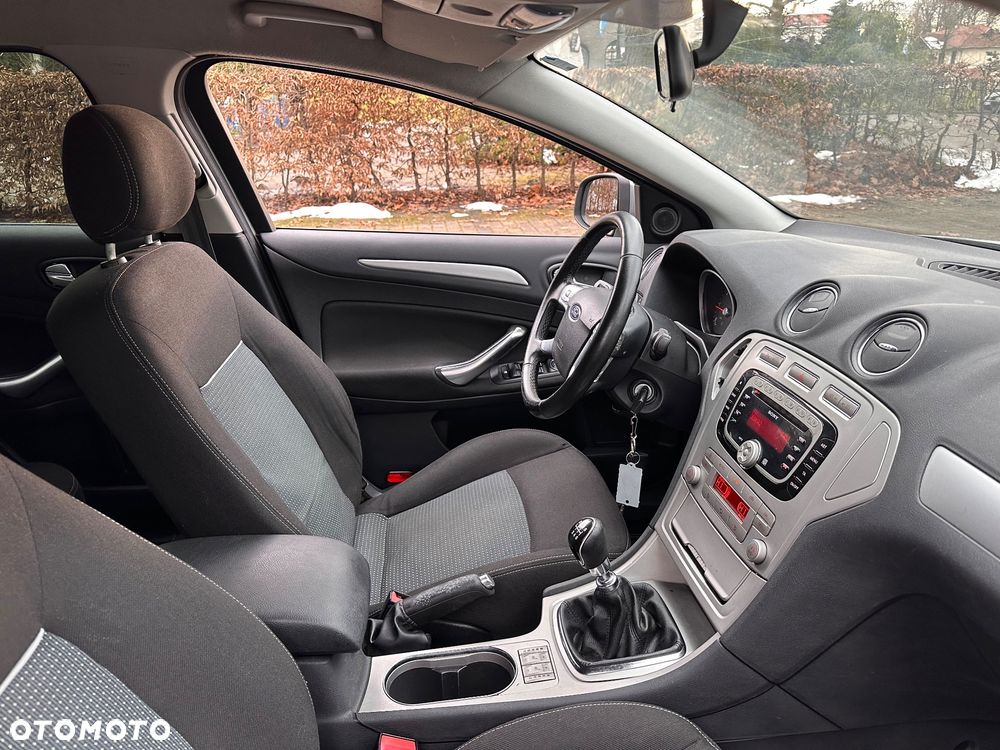 Ford Mondeo 2.0 TDCi Concept - 23