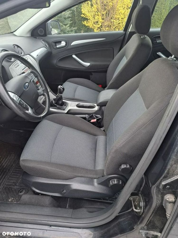 Ford Mondeo - 6